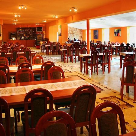 Penzion Olympia** Banska Bystrica Bagian luar foto