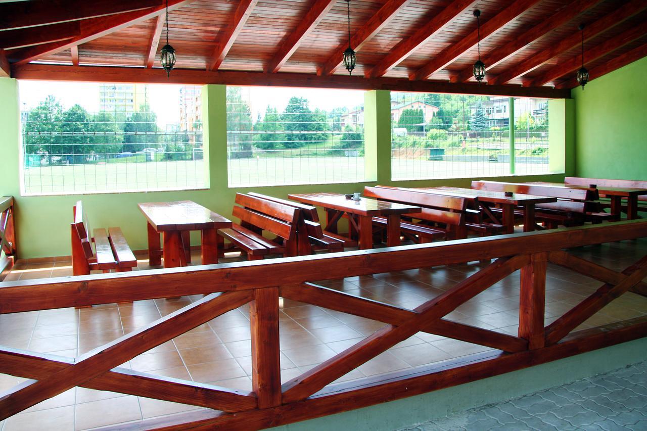 Penzion Olympia** Banska Bystrica Bagian luar foto